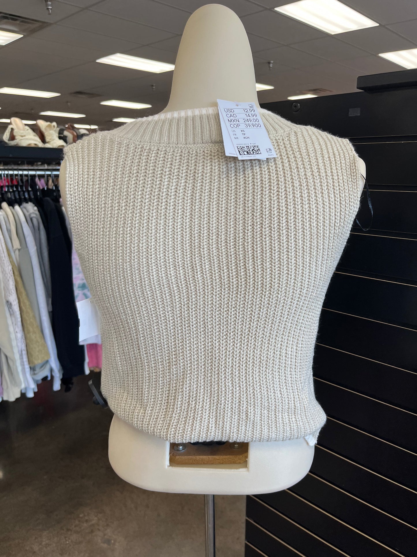 VEST SWEATER by DIVIDED In TAN, Size: XS