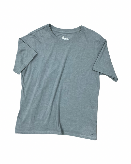 Top Ss Basic By Clothes Mentor In Green, Size:Xl