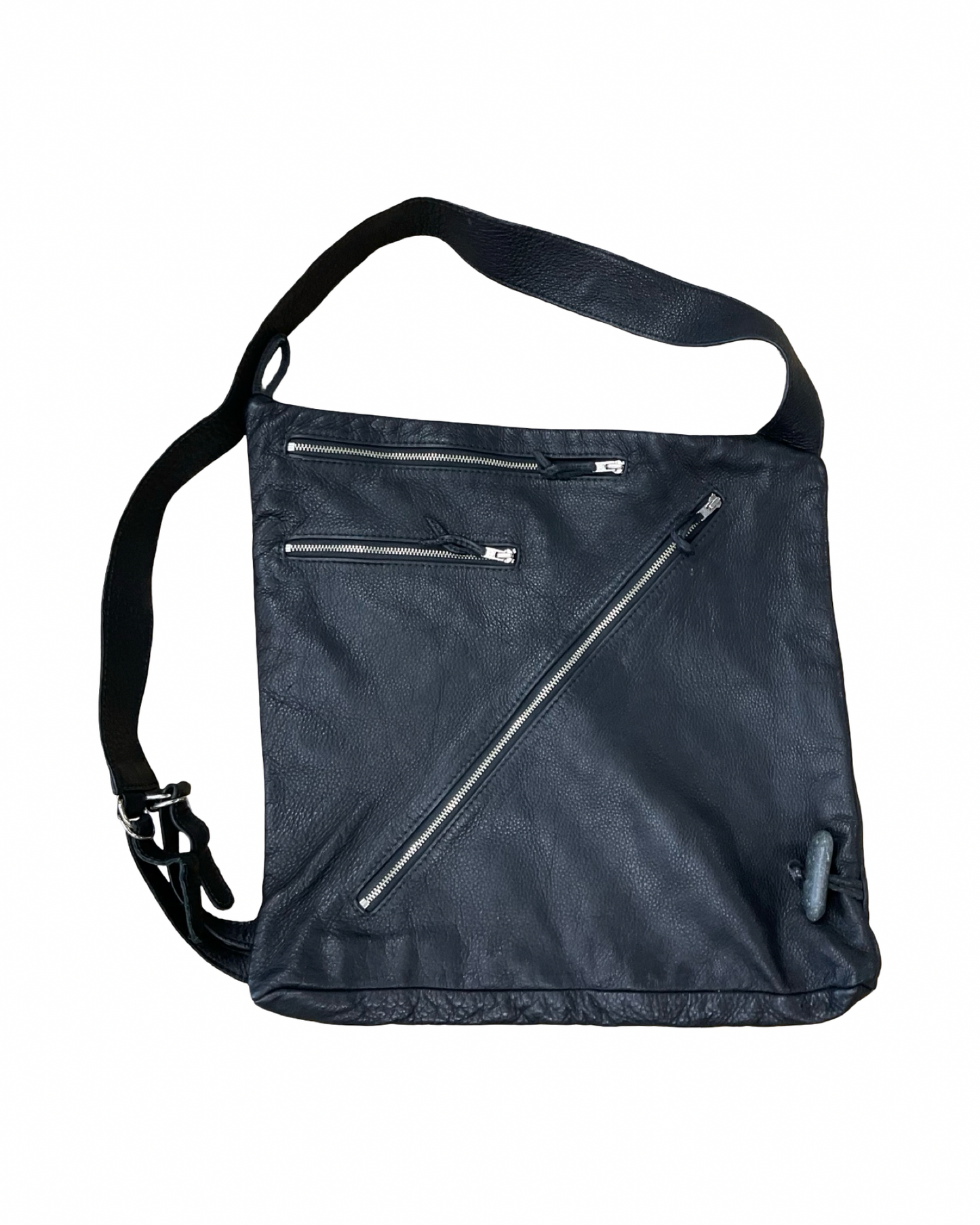 Backpack By Clothes Mentor In Black, Size:Medium