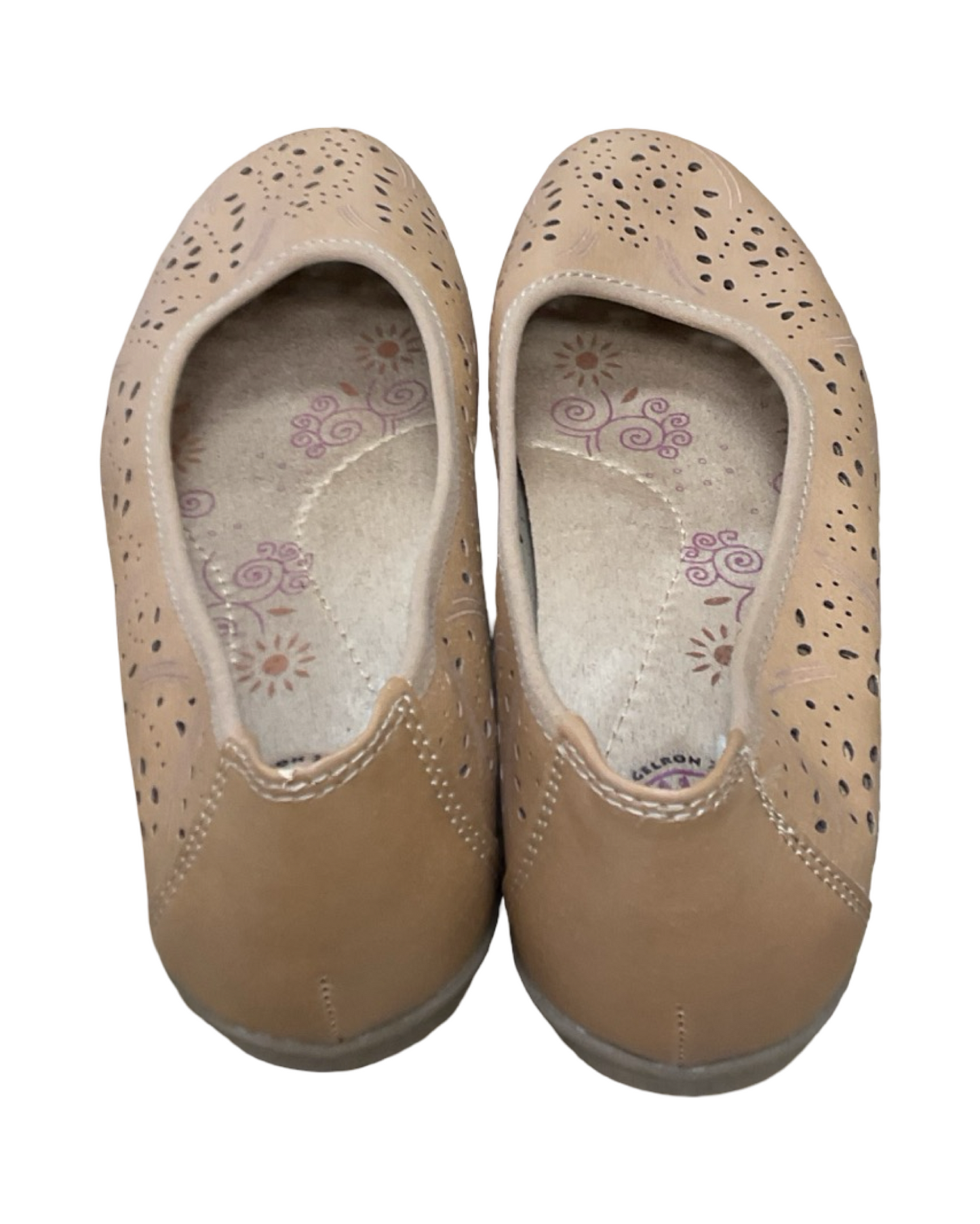 Shoes Flats By Earth Origins In Tan, Size:6.5