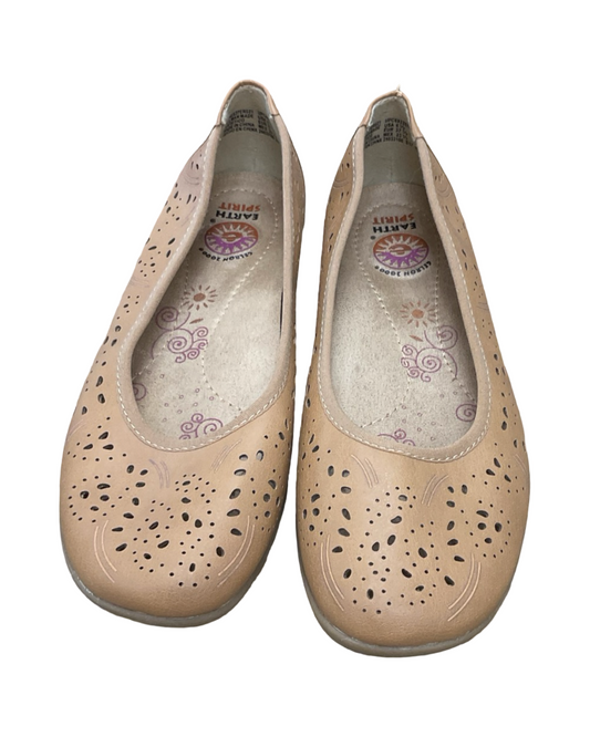 Shoes Flats By Earth Origins In Tan, Size:6.5