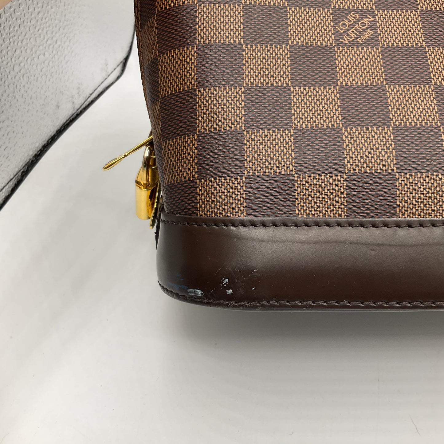 Handbag Luxury Designer By Louis Vuitton In Brown, Size:Medium