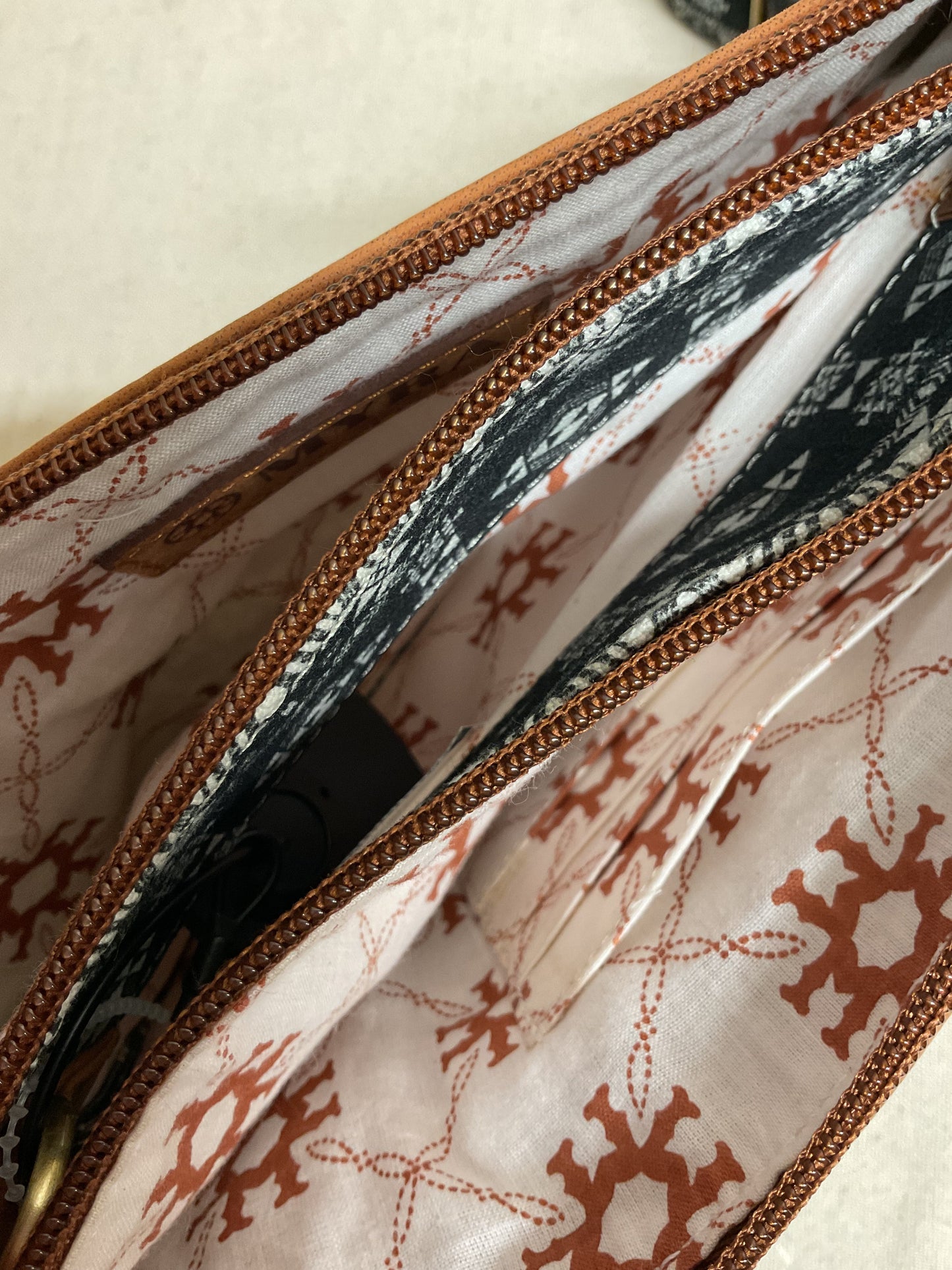 Crossbody By Myra In Black & White, Size:Medium