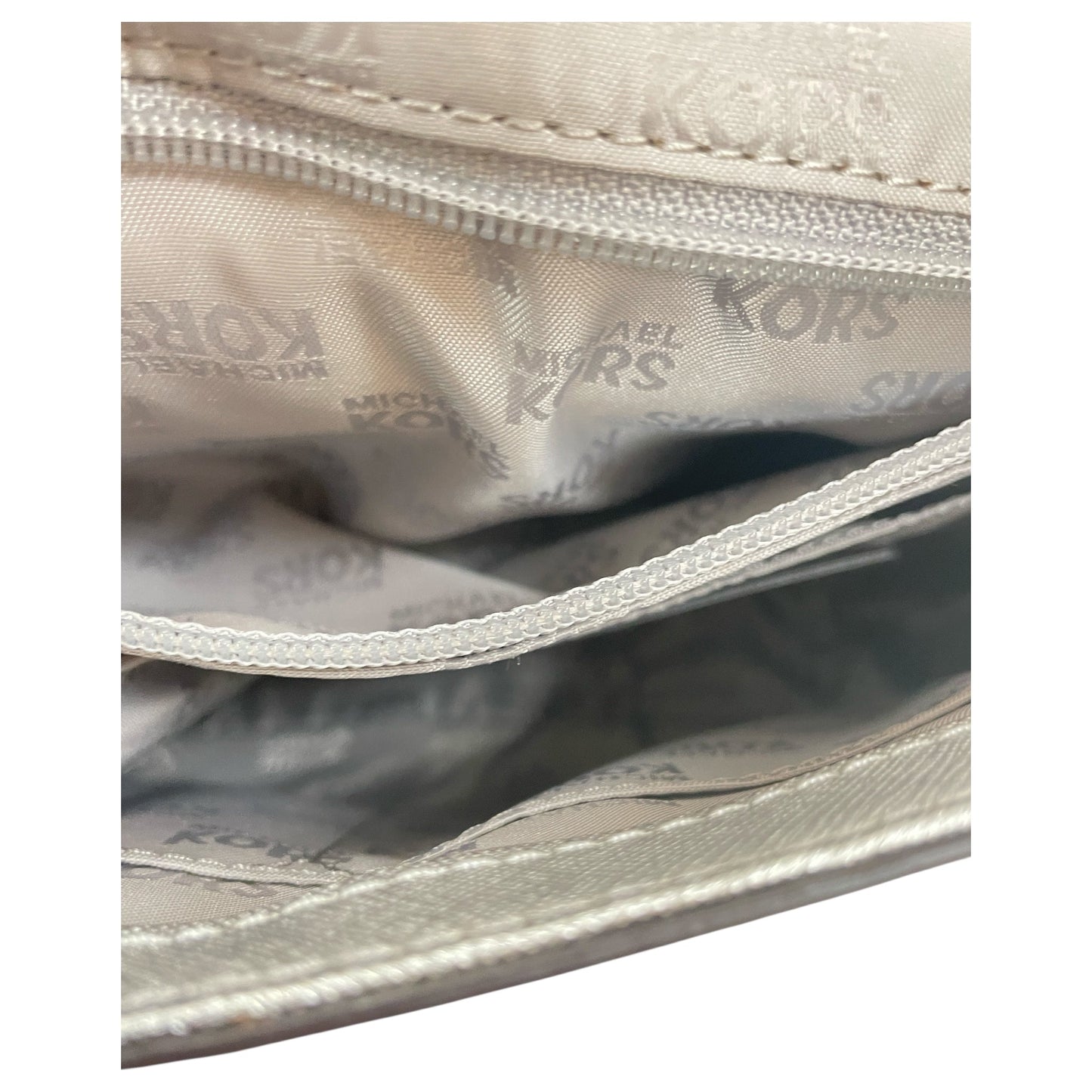 Handbag Designer By Michael Kors In Silver, Size:Medium