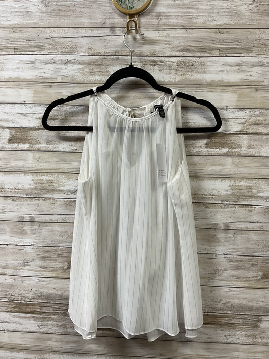 Top Sleeveless By White House Black Market In White, Size:Xs