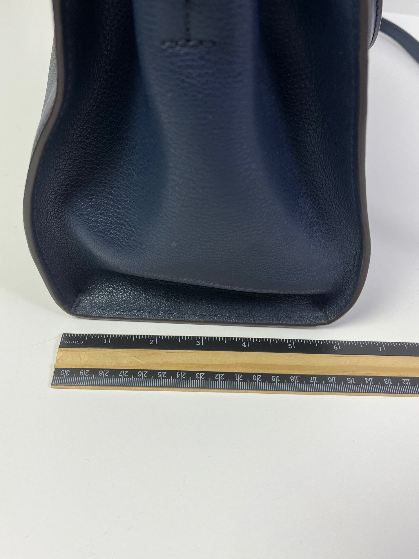 Handbag Designer By Michael Kors In Navy, Size:Medium