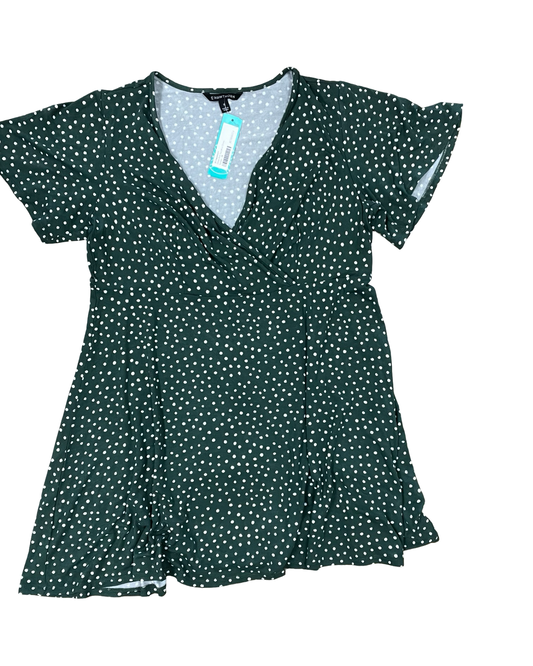 Dress Casual Short By Hawthorn In Green, Size:1X