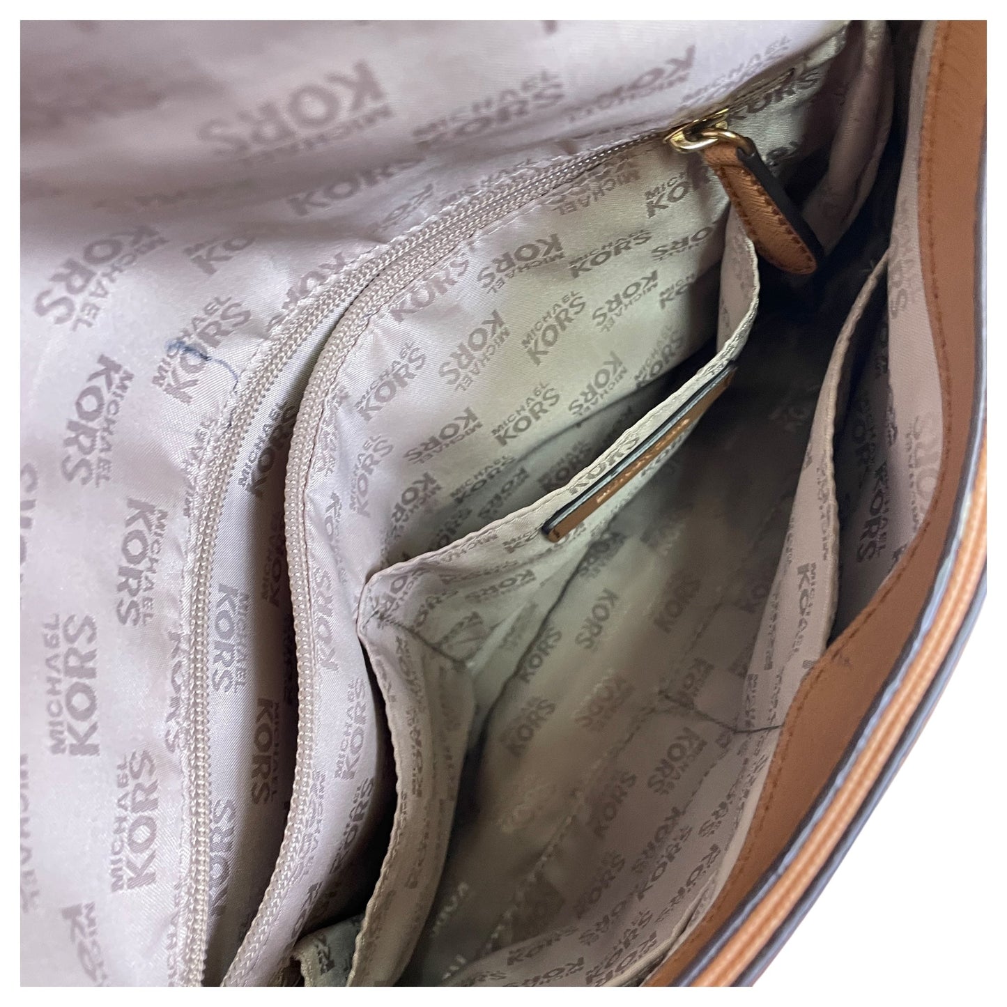 Handbag Designer By Michael Kors In Tan, Size:Medium