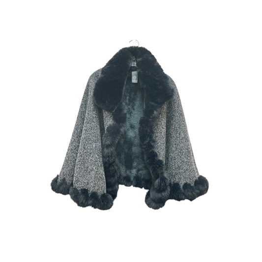 Poncho By Vince Camuto In Black & Grey, Size:0
