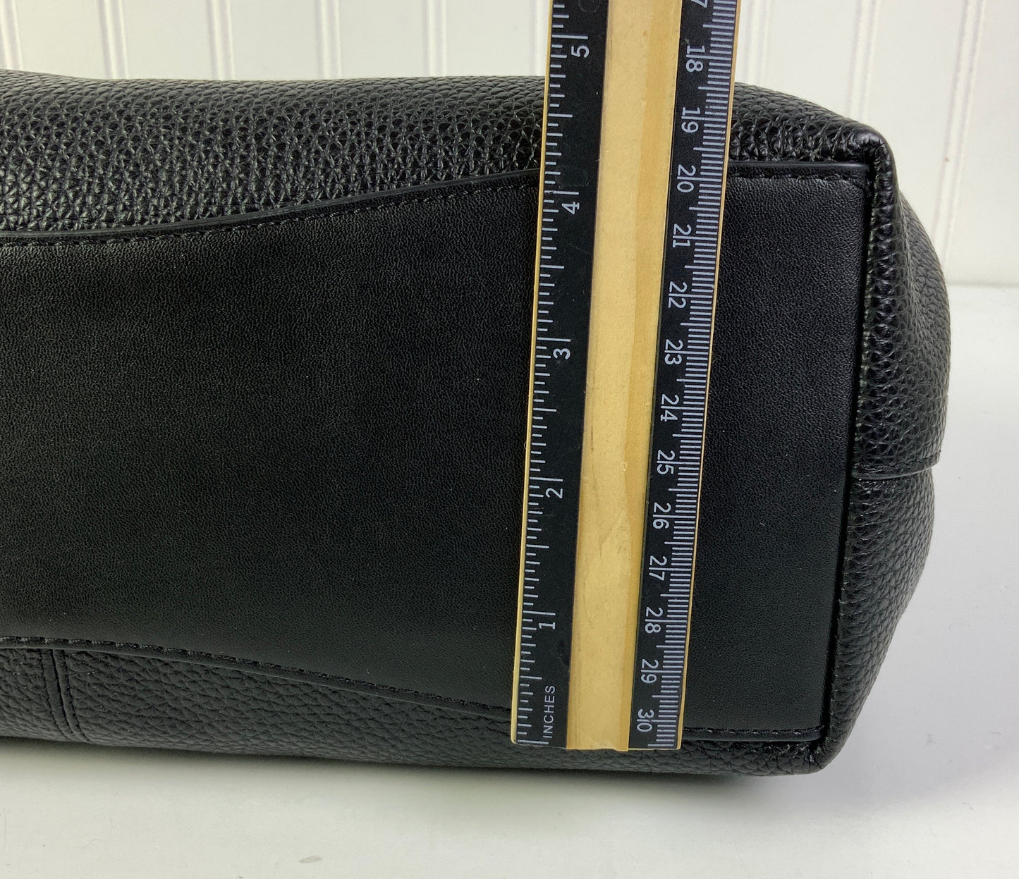 Handbag Designer By Michael Kors In Black, Size:Medium