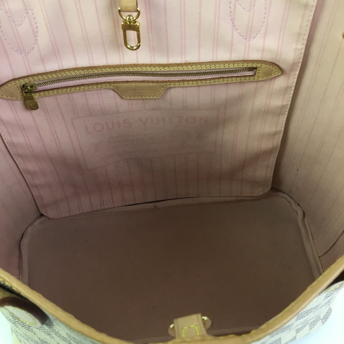 Handbag Luxury Designer By Louis Vuitton In Pink & White, Size:Medium