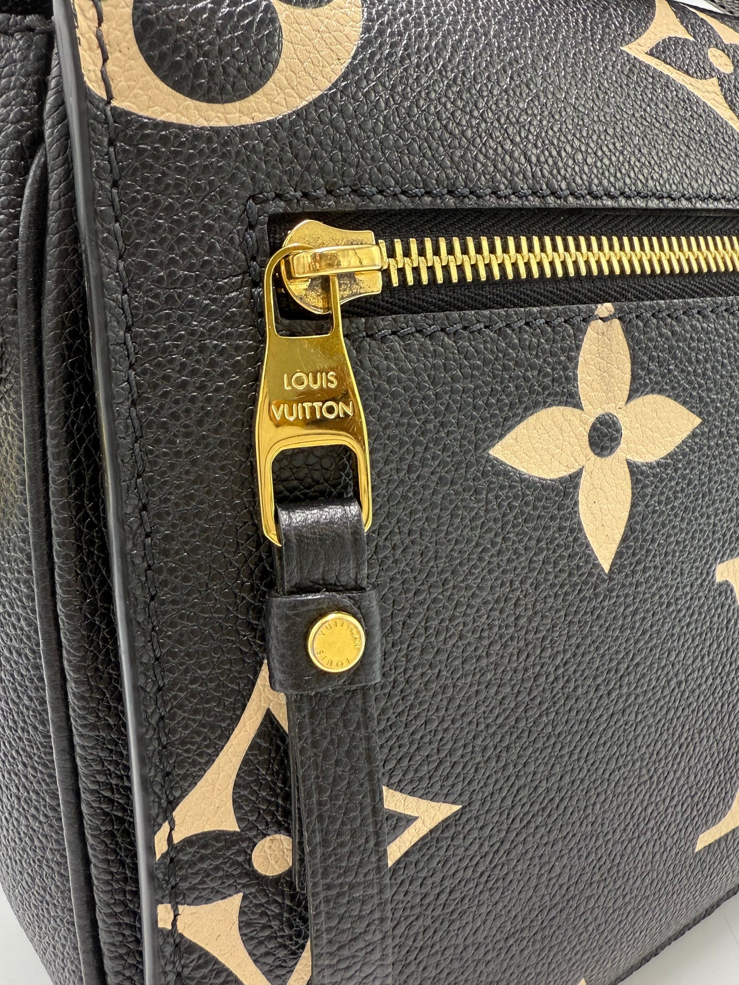 Louis Vuitton Monogram Pouchette Métis Designer Handbag