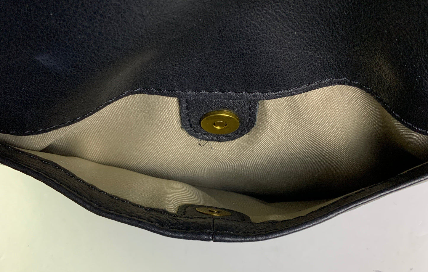 Handbag Leather By Clothes Mentor, Size: Medium