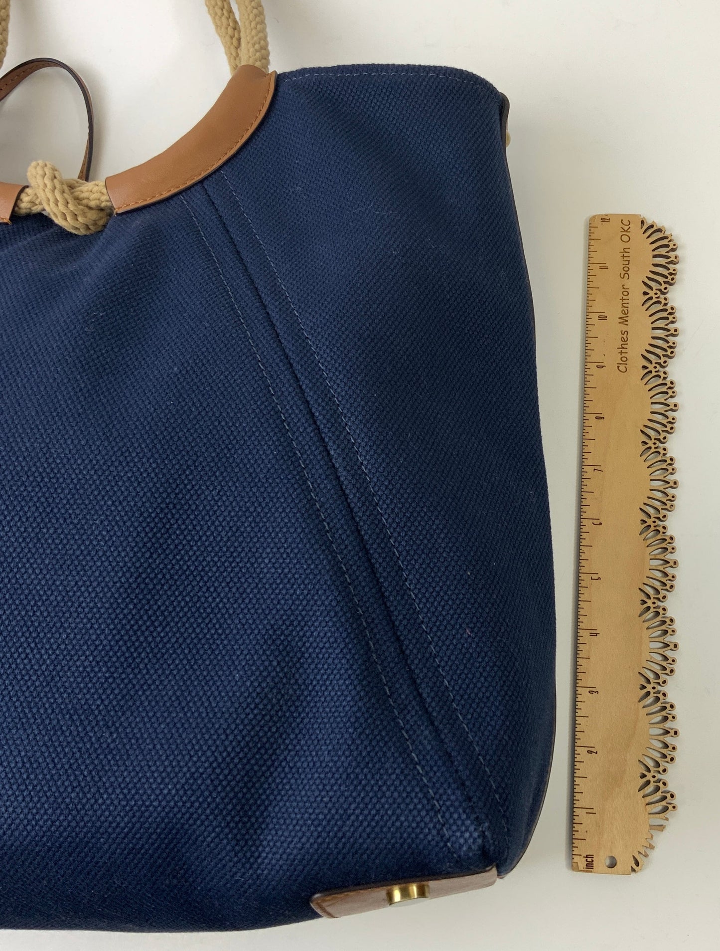Handbag Designer By Michael Kors In Navy, Size:Large