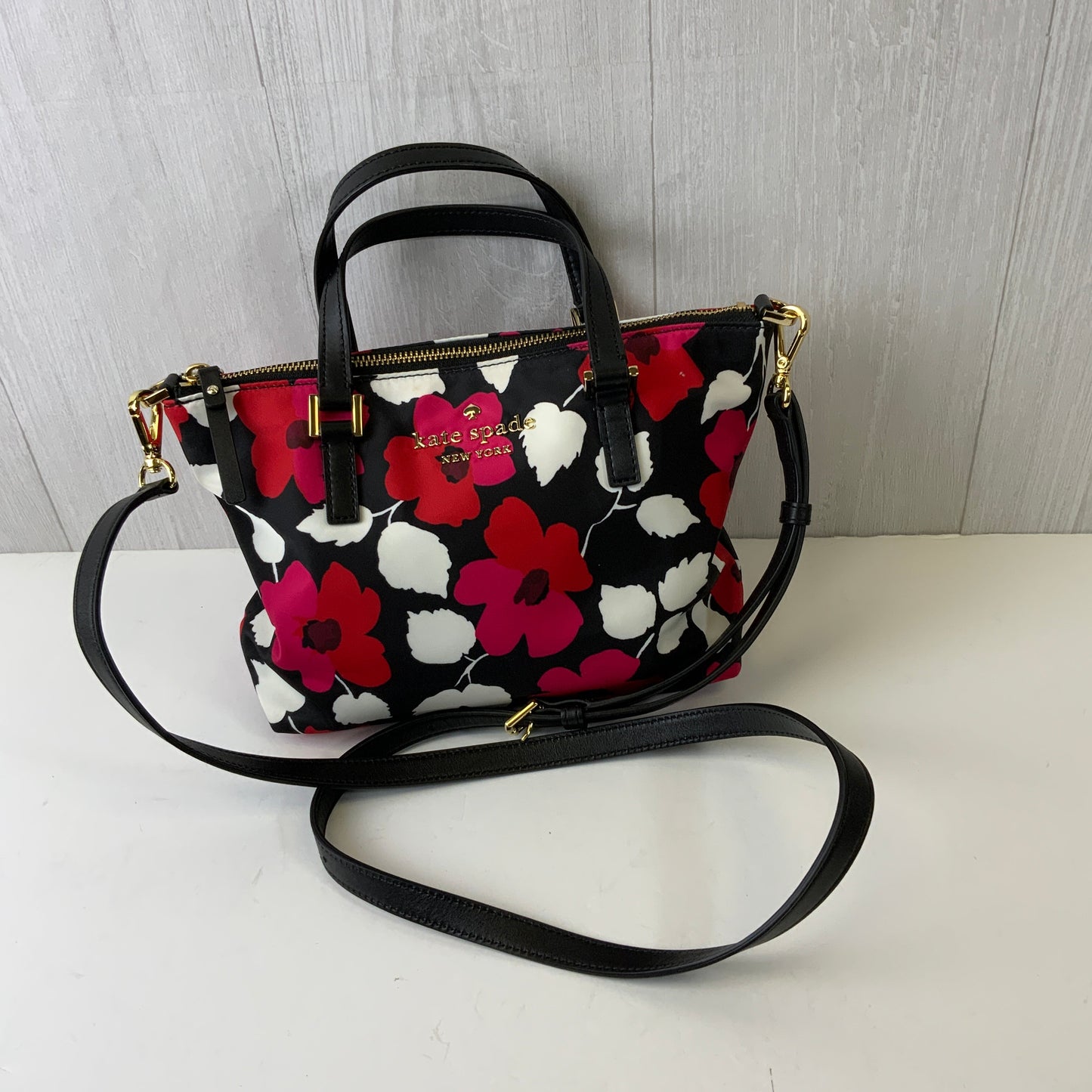 Handbag Designer By Kate Spade In Black, Size:Medium