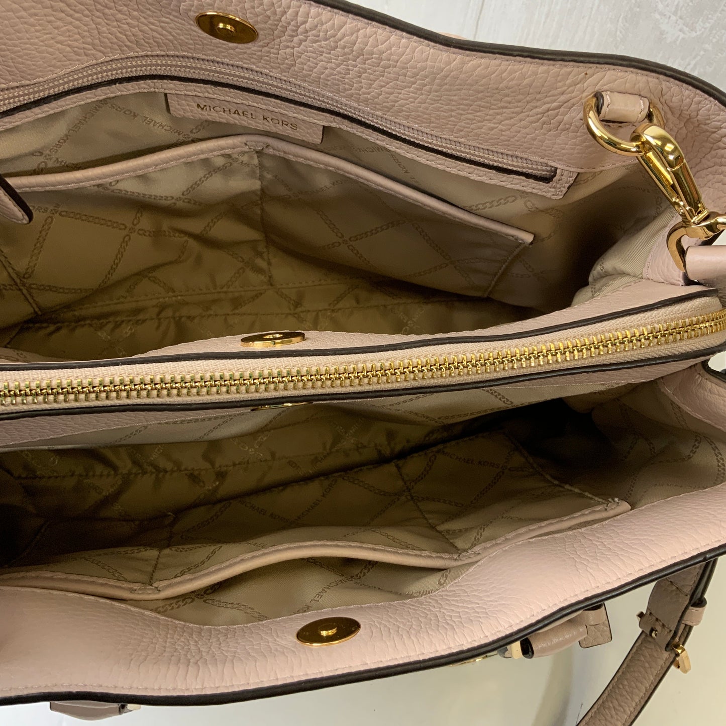 Handbag Designer By Michael Kors In Brown & Pink, Size:Large