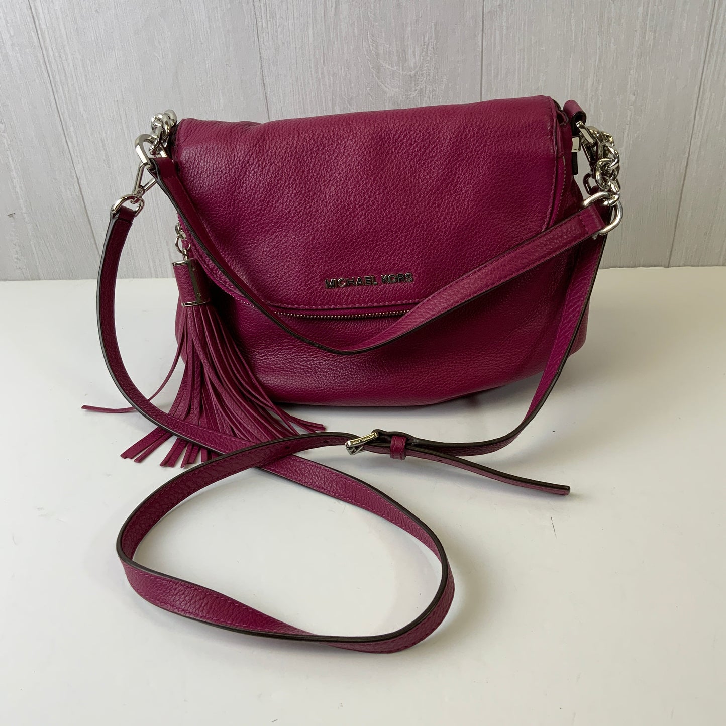 Handbag Designer By Michael Kors In Purple, Size:Medium