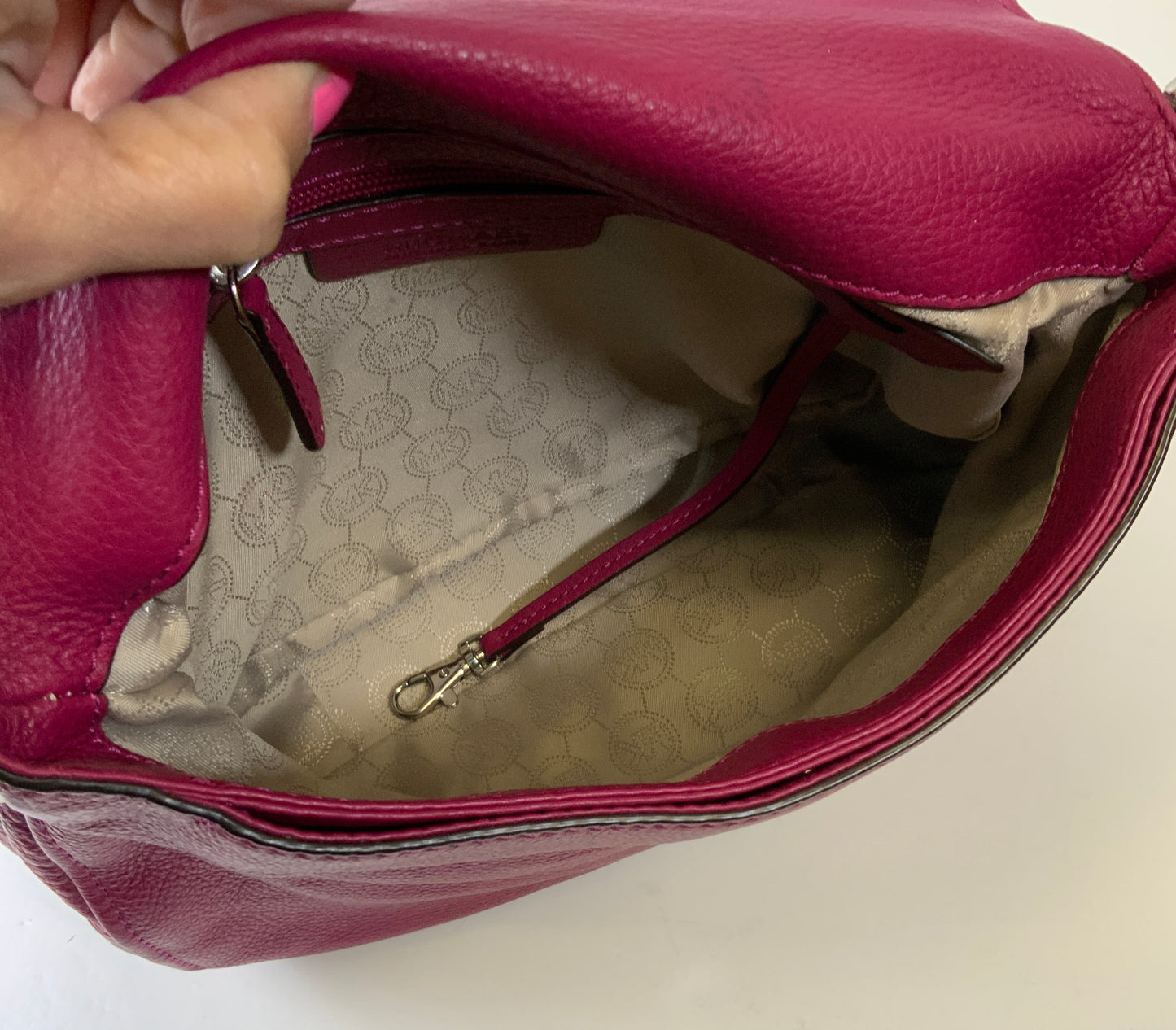 Handbag Designer By Michael Kors In Purple, Size:Medium