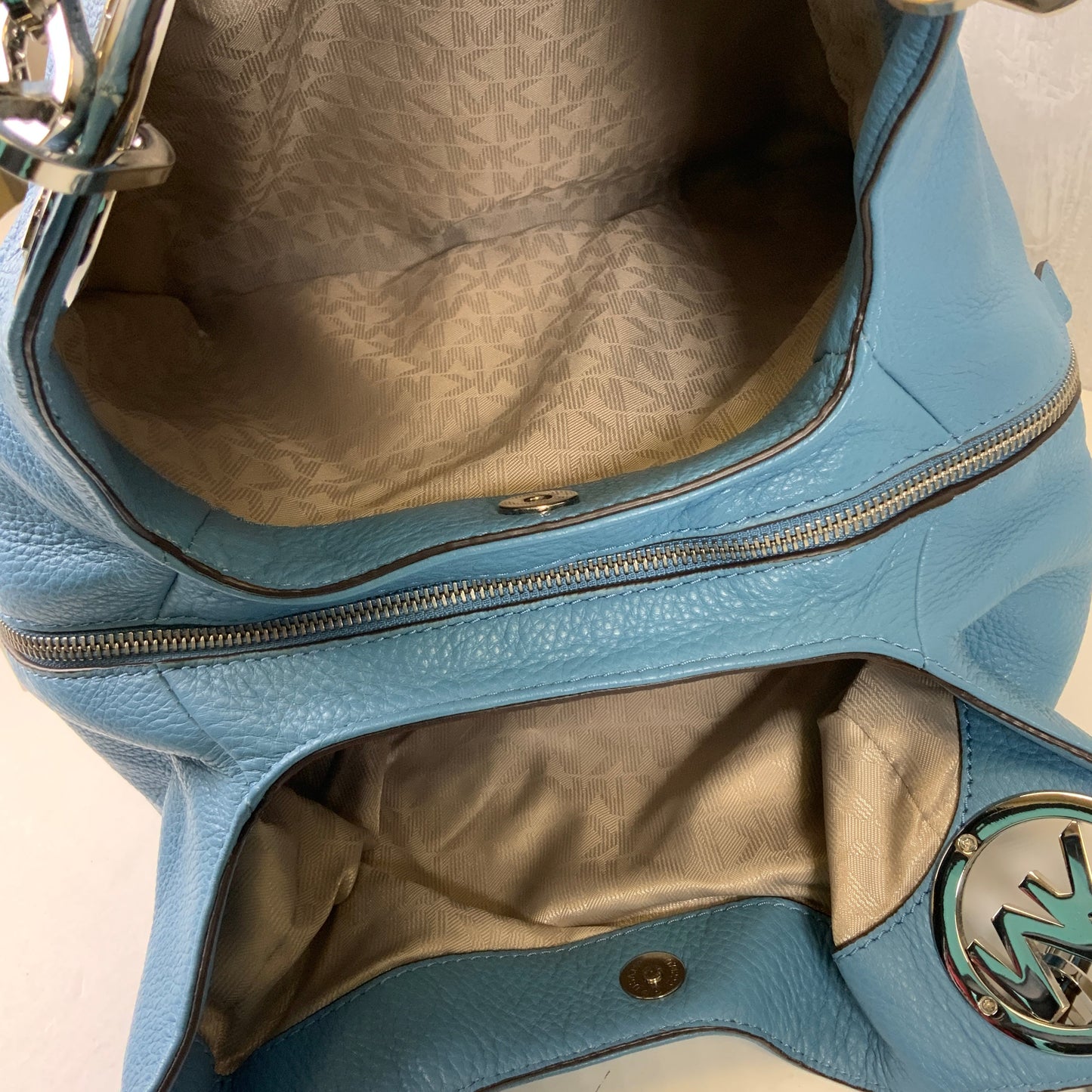 Handbag Designer By Michael Kors In Blue, Size:Medium