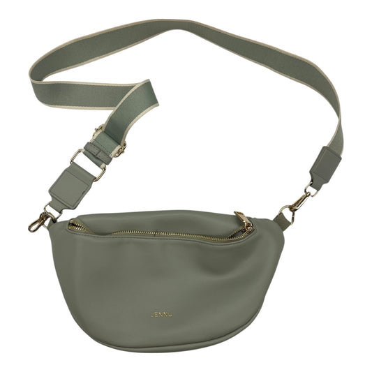 BELT BAG by  CMF In GREEN, Size: MEDIUM