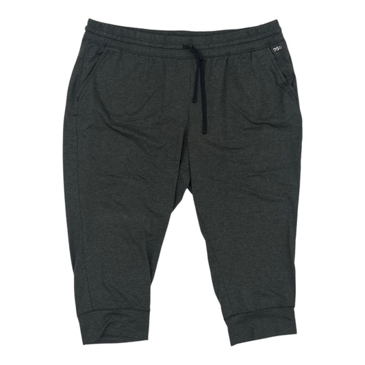 Athletic Capris By Dsg Outerwear In Grey, Size:2X