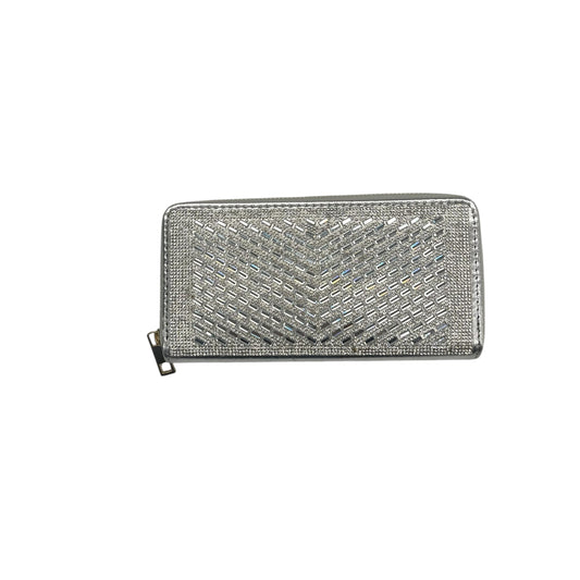Wallet By Clothes Mentor In Silver, Size:Large