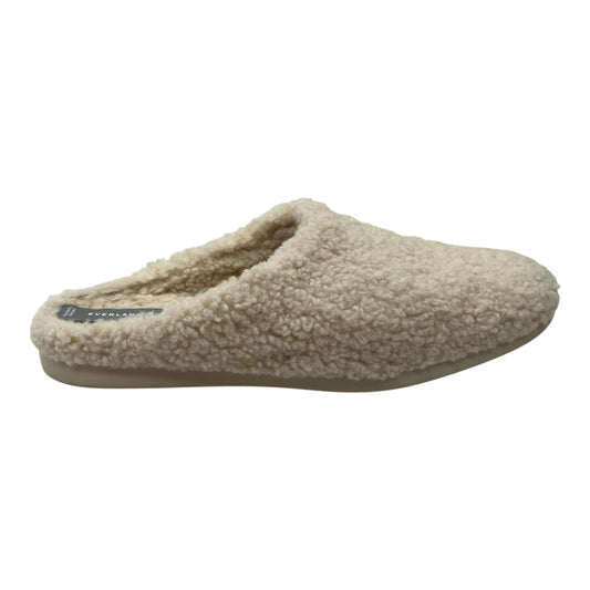 Slippers By Everlane In Cream