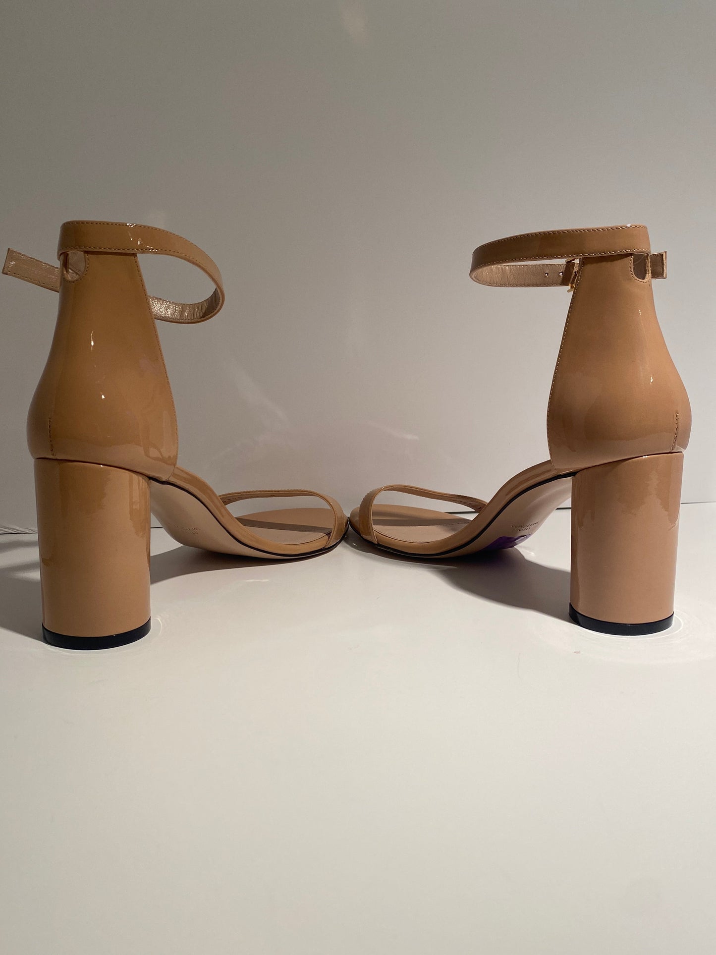 Shoes Designer By Stuart Weitzman  Size: 11