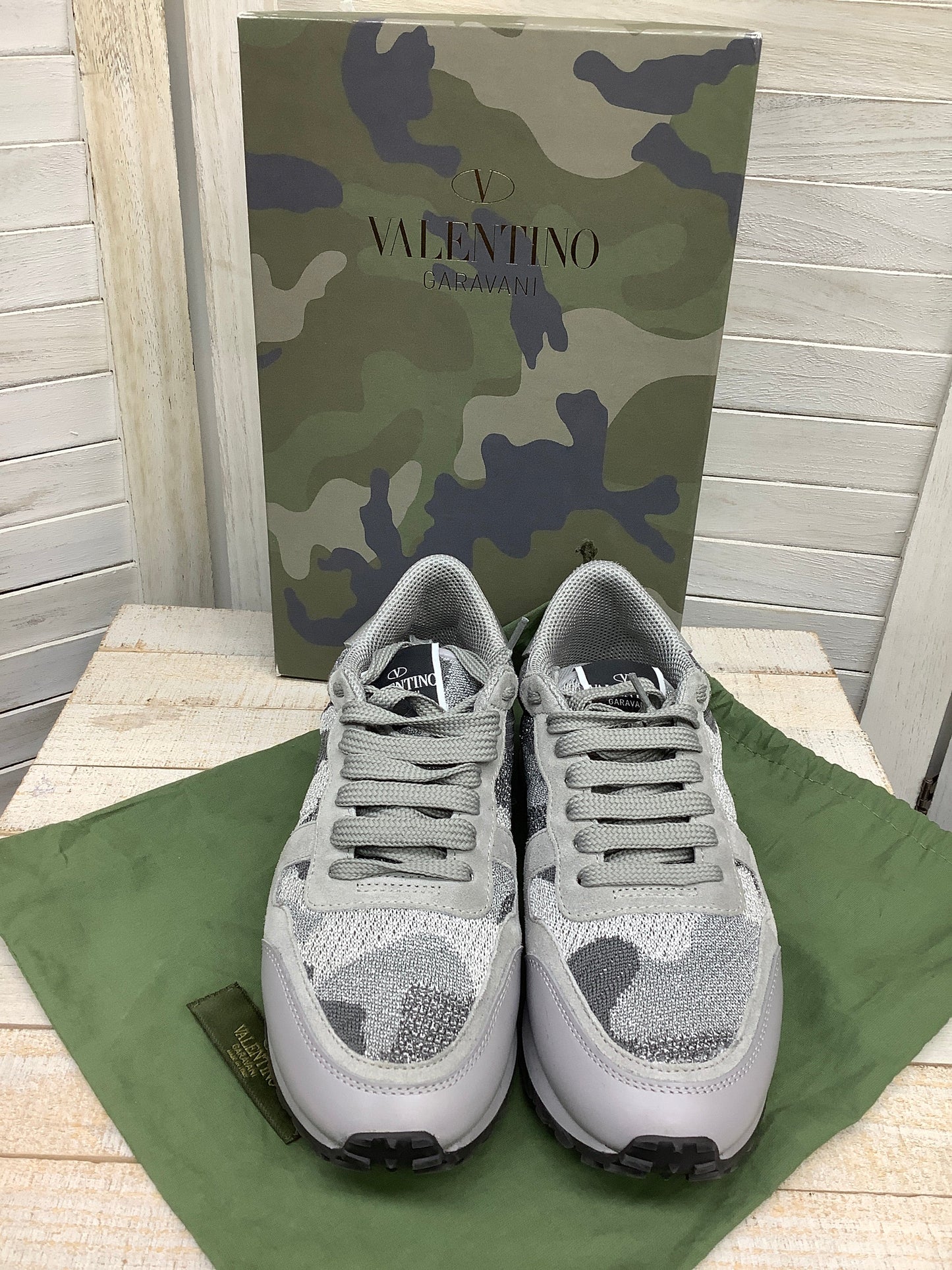 Shoes Designer By Valentino  Size: 6.5