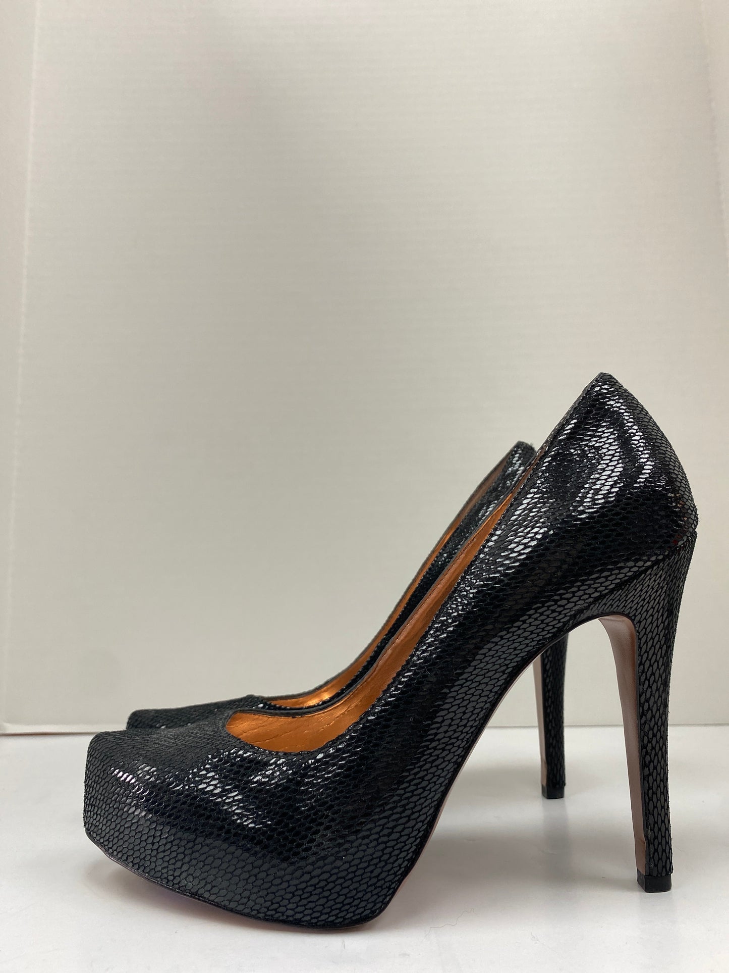 Shoes Heels Stiletto By Bcbgmaxazria O  Size: 8.5