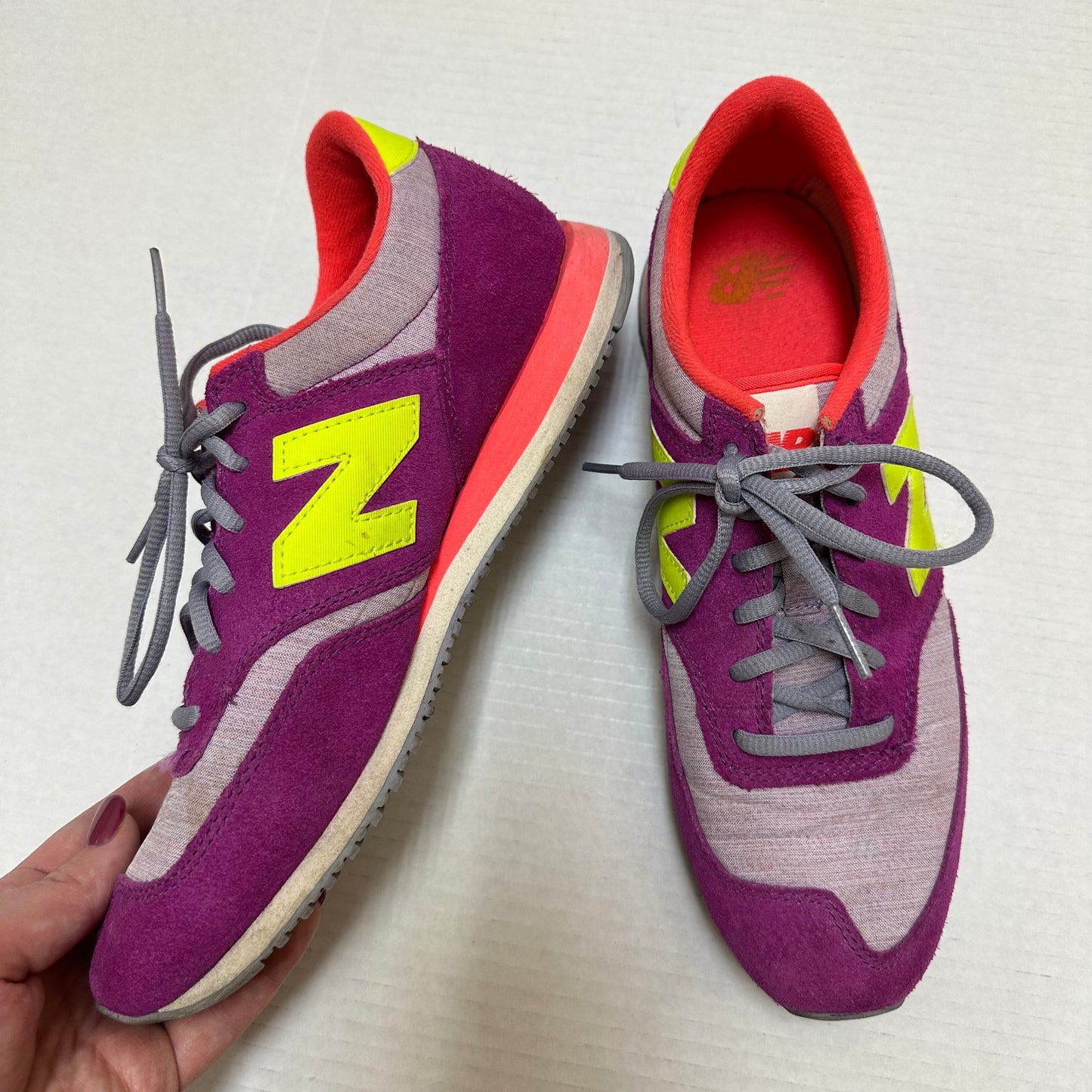 Shoes Athletic By New Balance  Size: 9.5