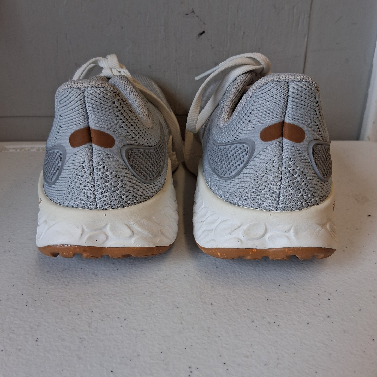 Shoes Athletic By New Balance In Grey, Size:6