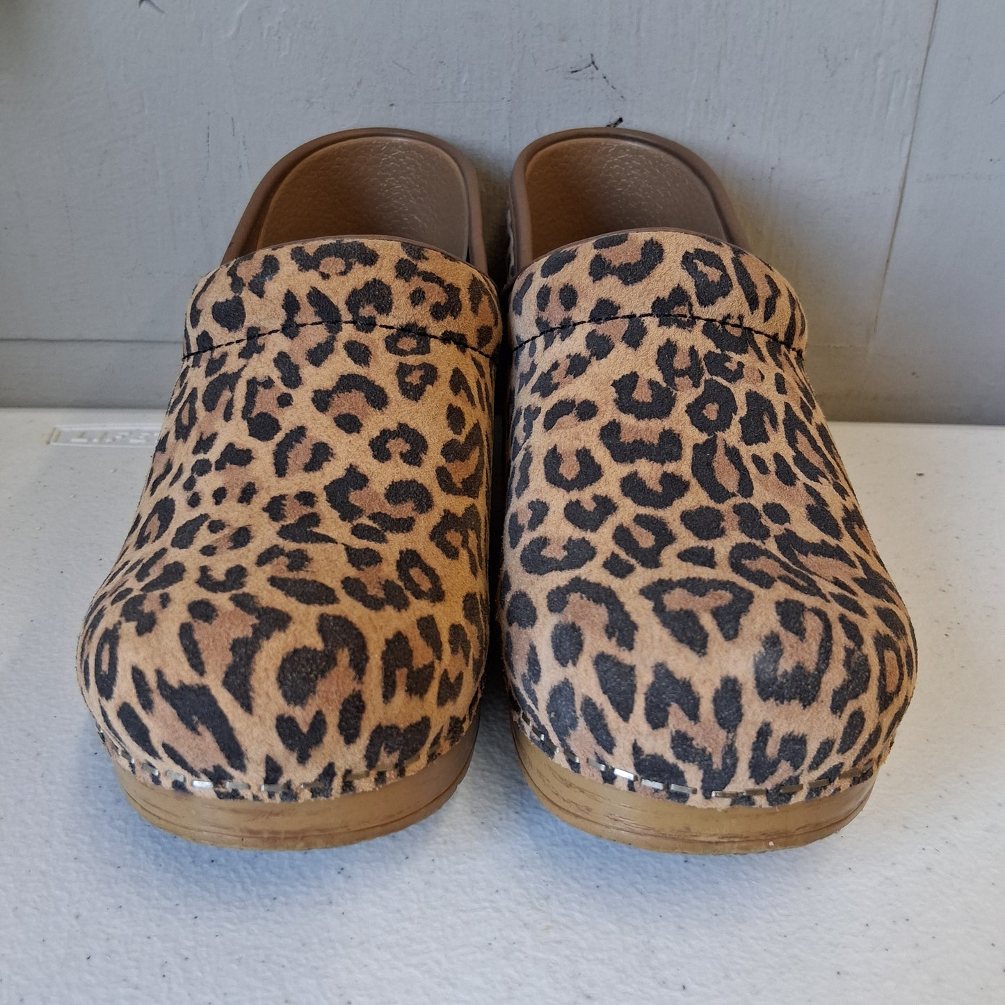Shoes Heels Block By Dansko In Animal Print, Size: 7.5