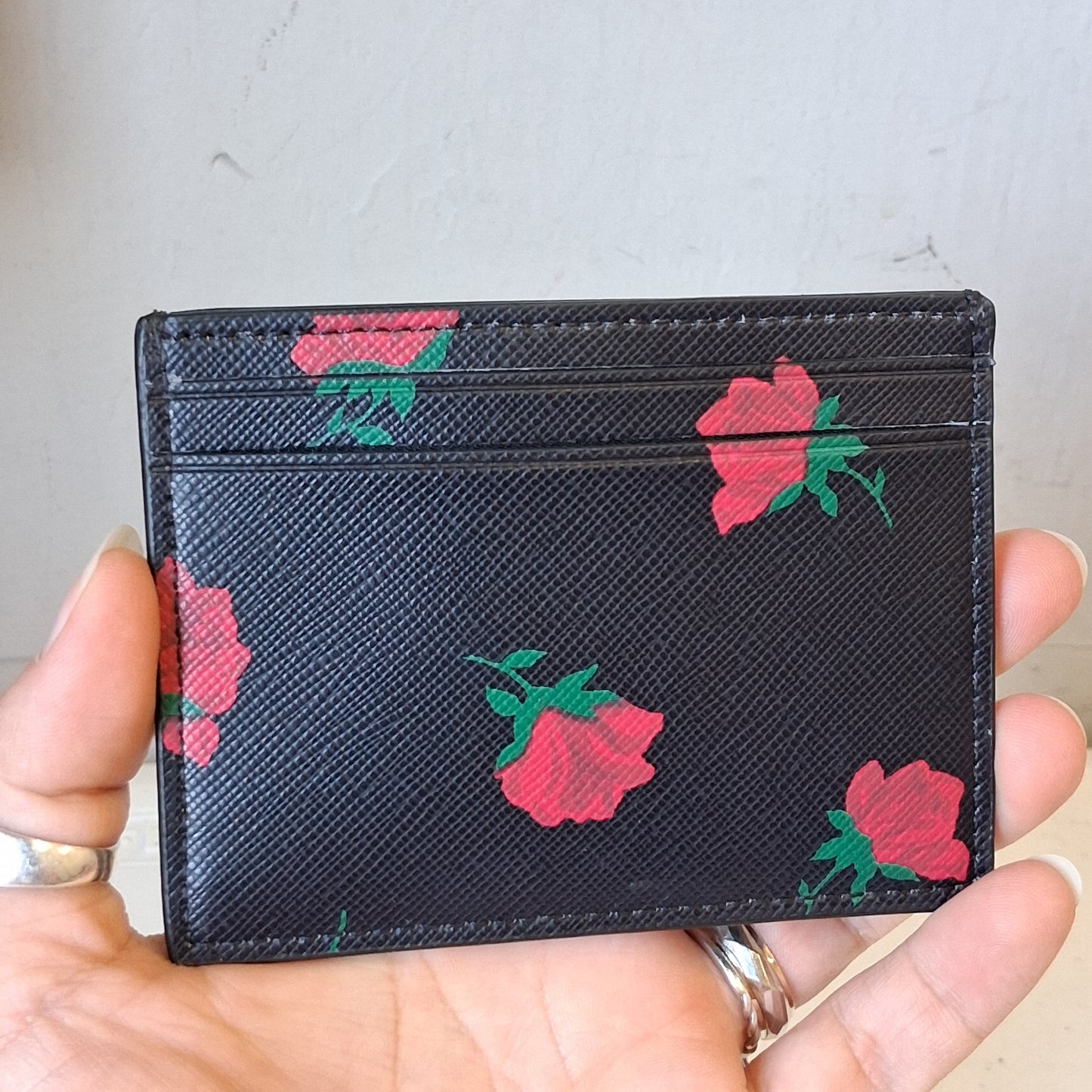 Id/Card Holder Designer By Kate Spade In Floral Print