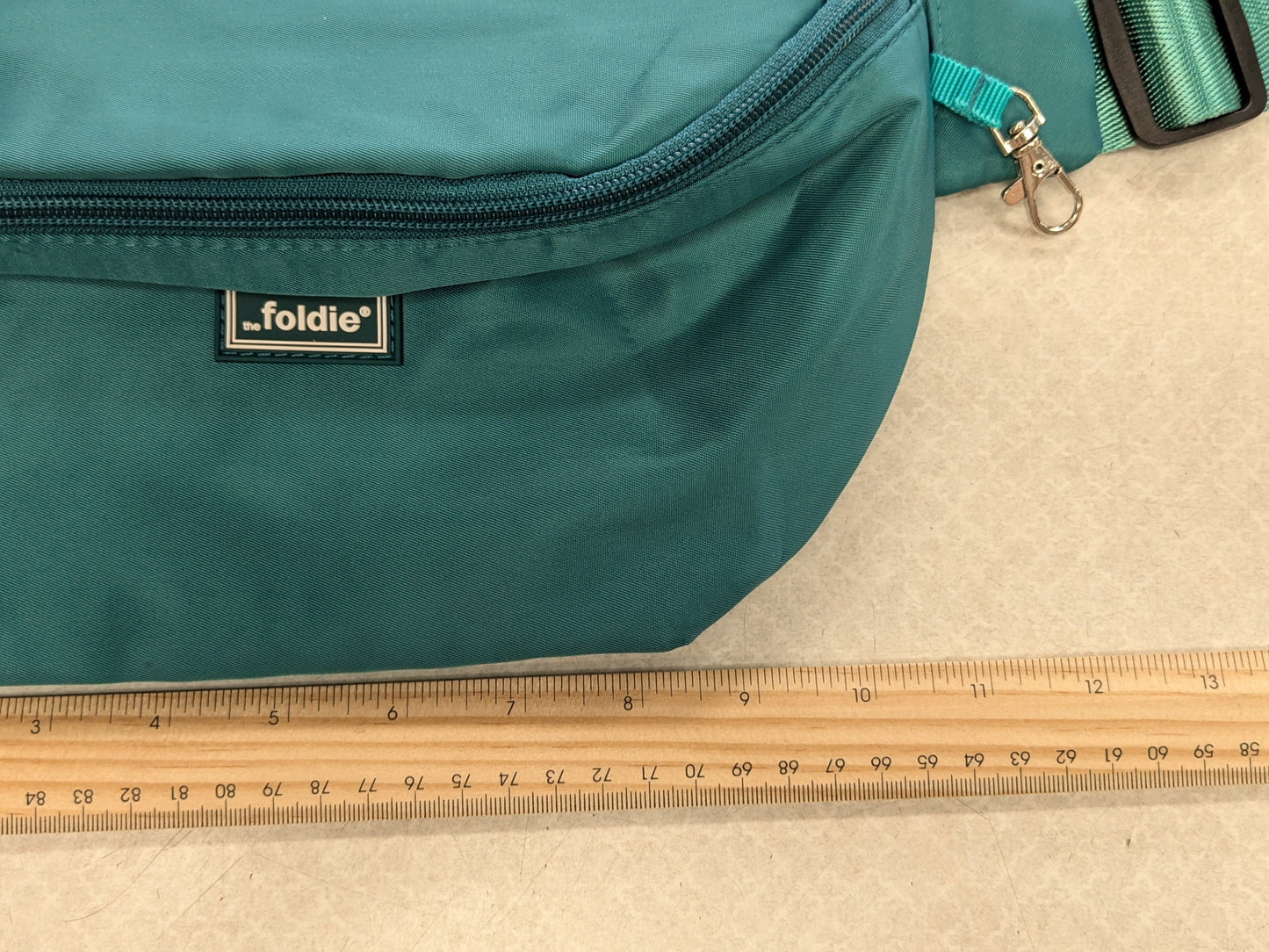 Belt Bag By Clothes Mentor In Teal, Size:Medium