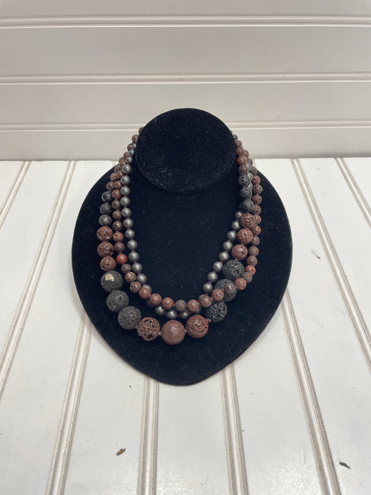 Necklace Layered By Cmb