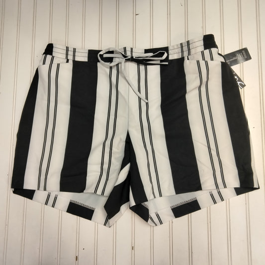 Shorts By Inc  Size: 2x